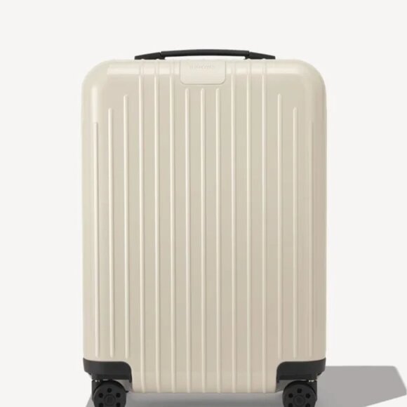 New Rimowa Essential Lite Cabin Carry On - Picture 1 of 16